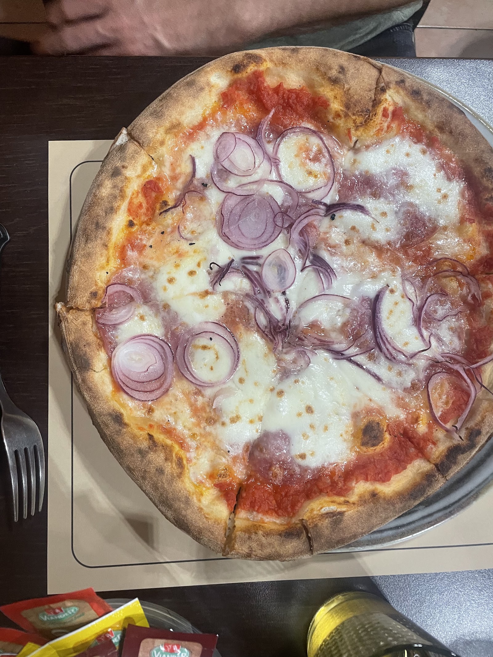 Mondo Pizza — un piatto